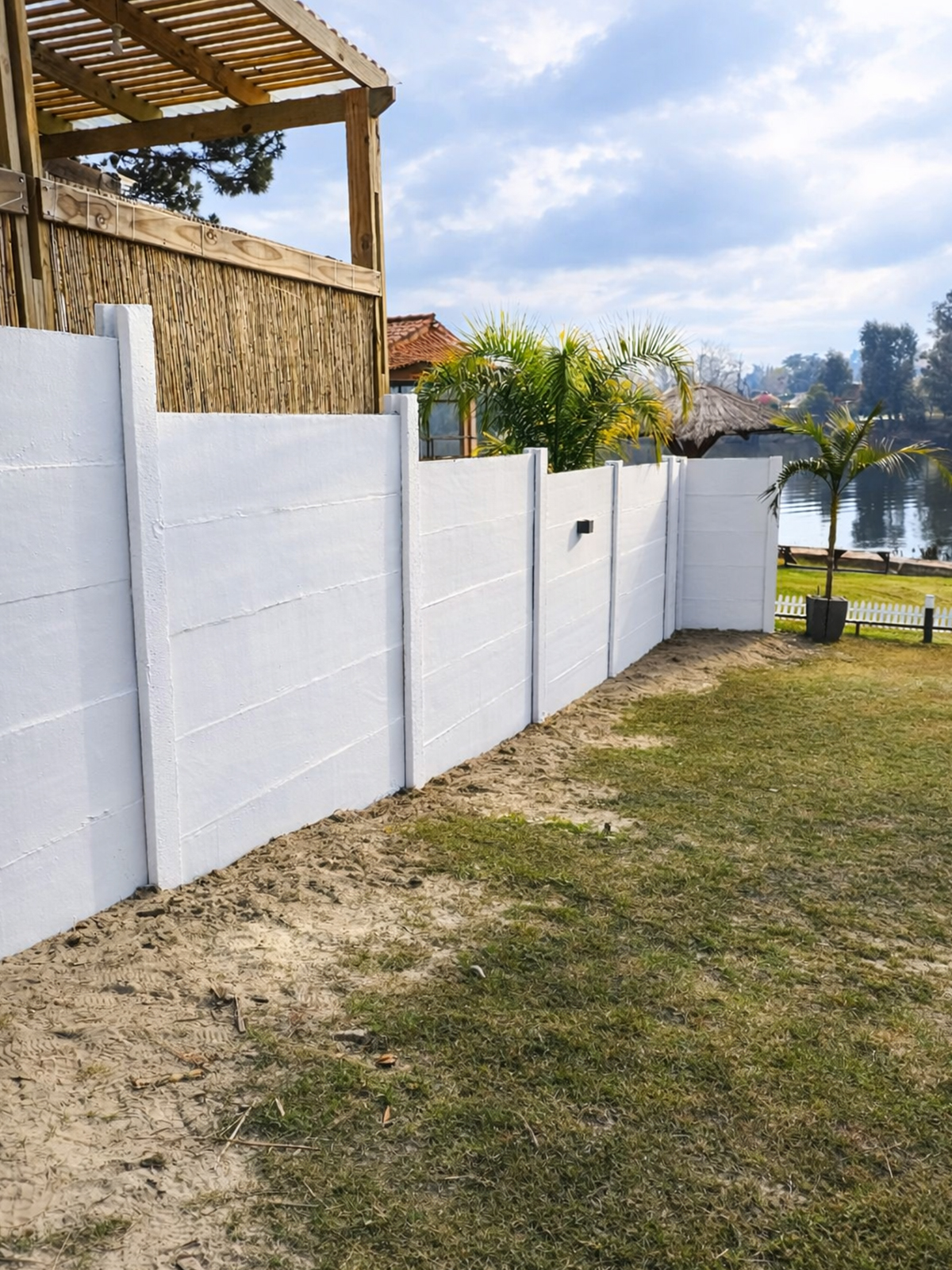 Predio Residencial El Pinar - muro premoldeado